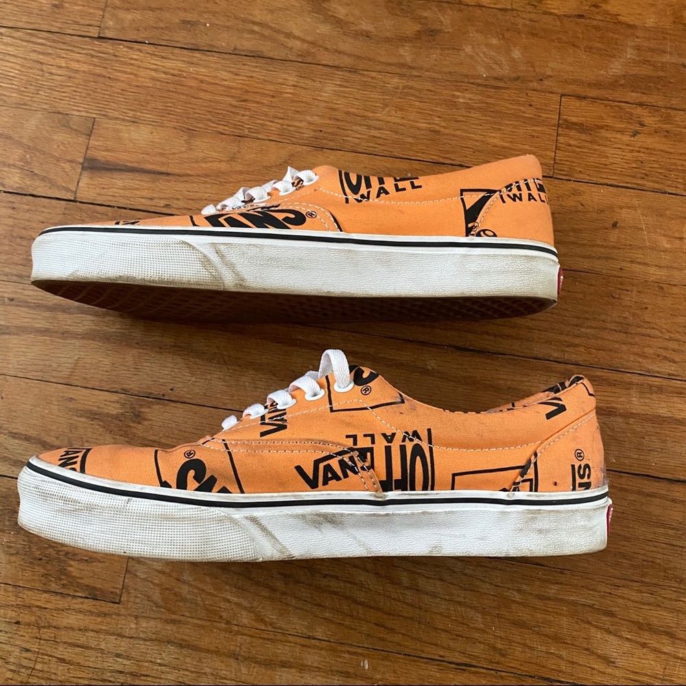 Tangerine and Black Print vans - Picture 7 of 10